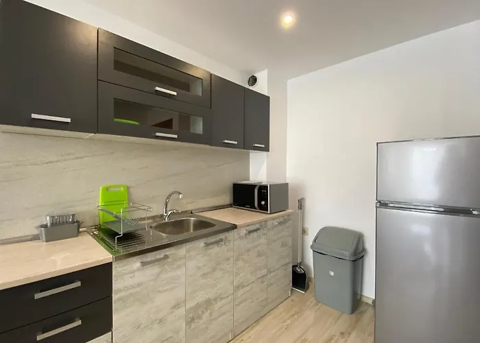 Paradiso 'в' 402 Private