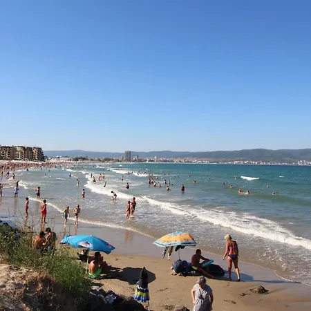 Paradiso 'в' 402 Private * Nesebar