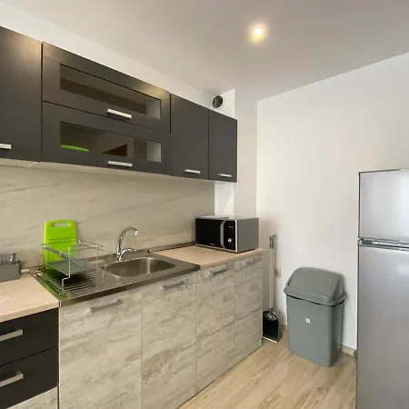 Paradiso 'в' 402 Private