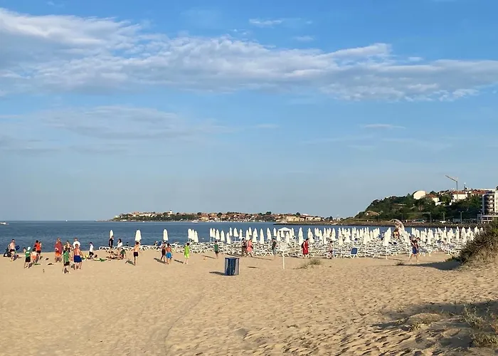 Paradiso 'в' 402 Private Apartment *